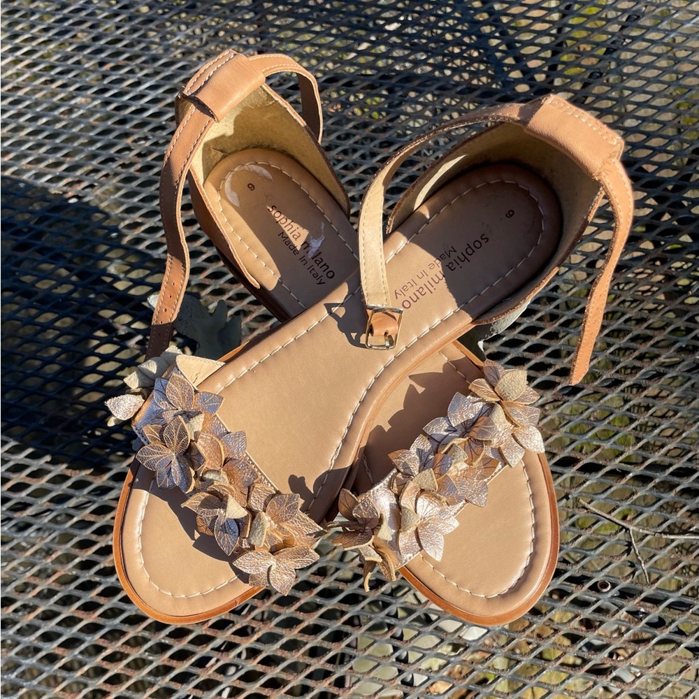 ITALIAN Designer Sandals by Sophia Milano in size 9.